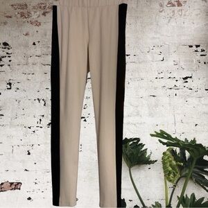 $10$ add on MR.MAX fashion black & tan viscose blend pull on capri crop pant